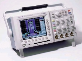 TDS3052   Tektronix Digital Oscilloscopes 