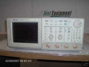 Tektronix TDS684A