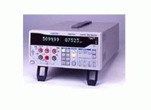 VOAC7522   Iwatsu Digital Multimeters 