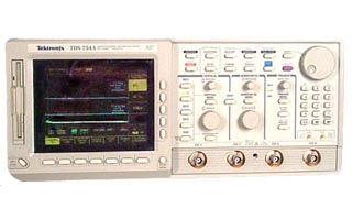 Tektronix TDS754A-1M