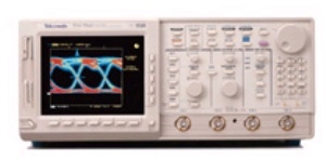 TDS724D   Tektronix Digital Oscilloscopes 