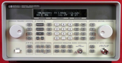 Agilent 8647A