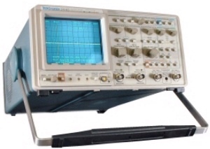 2440   Tektronix Digital Oscilloscopes 