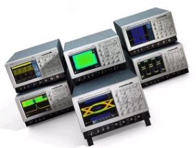 TDS7404B   Tektronix Digital Oscilloscopes 