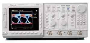 TDS784D   Tektronix Digital Oscilloscopes 