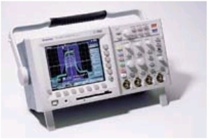TDS3014   Tektronix Digital Oscilloscopes 