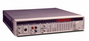 DS360   Stanford Research Systems Function Generators 